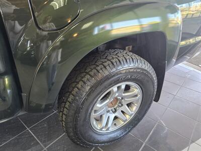 2014 Toyota Tacoma V6  4DR CREW CAB 4X4   - Photo 30 - Hamilton, OH 45015