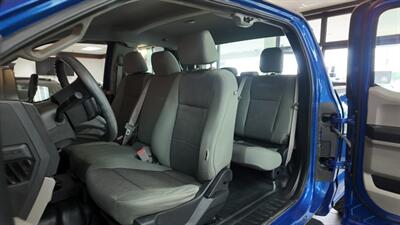 2017 Ford F-150 XL 4DR EXTENDED CAB 4X4   - Photo 11 - Hamilton, OH 45015