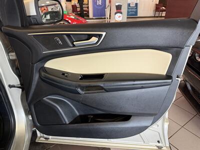 2017 Ford Edge SEL   - Photo 30 - Hamilton, OH 45015