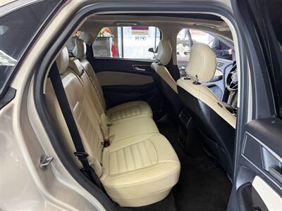 2017 Ford Edge SEL   - Photo 25 - Hamilton, OH 45015