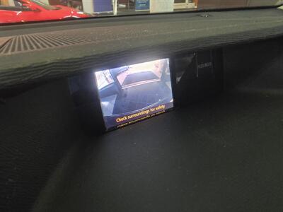 2011 Toyota Sienna XLE 8-Passenger 4DR MINI-VAN   - Photo 25 - Hamilton, OH 45015