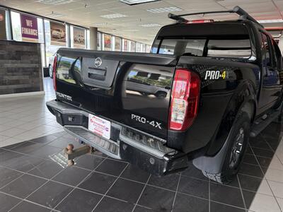 2019 Nissan Frontier PRO-4X 4DR CREWCAB 4X4   - Photo 6 - Hamilton, OH 45015