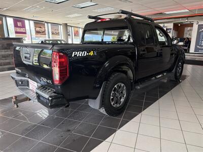 2019 Nissan Frontier PRO-4X 4DR CREWCAB 4X4   - Photo 5 - Hamilton, OH 45015