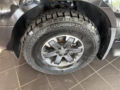 2019 Nissan Frontier PRO-4X 4DR CREWCAB 4X4   - Photo 36 - Hamilton, OH 45015