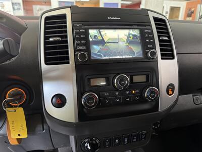 2019 Nissan Frontier PRO-4X 4DR CREWCAB 4X4   - Photo 20 - Hamilton, OH 45015