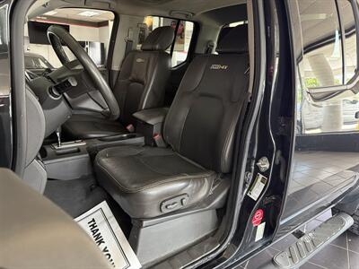 2019 Nissan Frontier PRO-4X 4DR CREWCAB 4X4   - Photo 10 - Hamilton, OH 45015