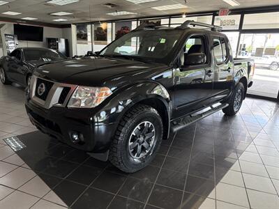 2019 Nissan Frontier PRO-4X 4DR CREWCAB 4X4   - Photo 2 - Hamilton, OH 45015