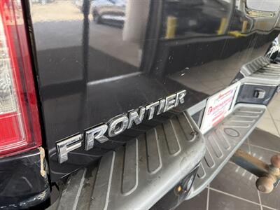 2019 Nissan Frontier PRO-4X 4DR CREWCAB 4X4   - Photo 31 - Hamilton, OH 45015