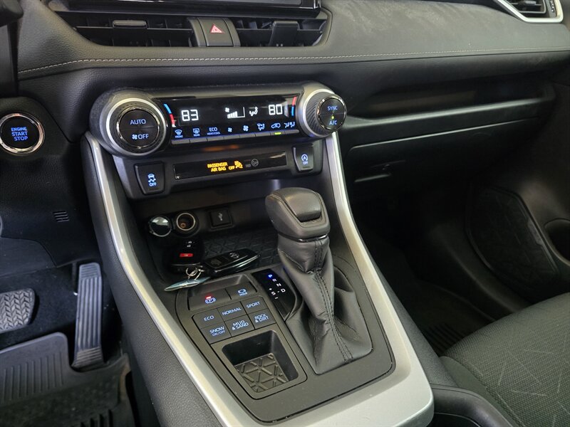 2022 Toyota RAV4 XLE 4DR SUV AWD - Photo 27 - Hamilton, OH 45015