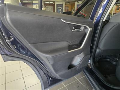 2022 Toyota RAV4 XLE 4DR SUV AWD - Photo 10 - Hamilton, OH 45015