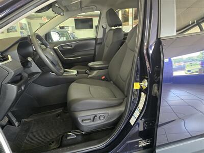 2022 Toyota RAV4 XLE 4DR SUV AWD - Photo 9 - Hamilton, OH 45015