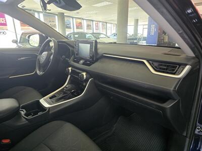 2022 Toyota RAV4 XLE 4DR SUV AWD - Photo 13 - Hamilton, OH 45015