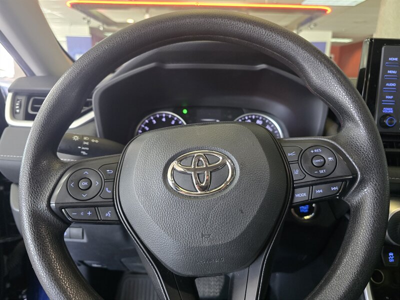2022 Toyota RAV4 XLE 4DR SUV AWD - Photo 28 - Hamilton, OH 45015