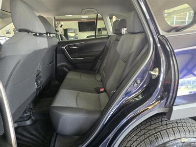 2022 Toyota RAV4 XLE 4DR SUV AWD - Photo 11 - Hamilton, OH 45015