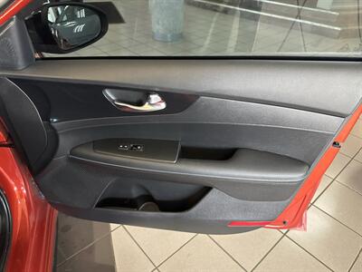 2023 Kia Forte GT-Line - Photo 30 - Hamilton, OH 45015