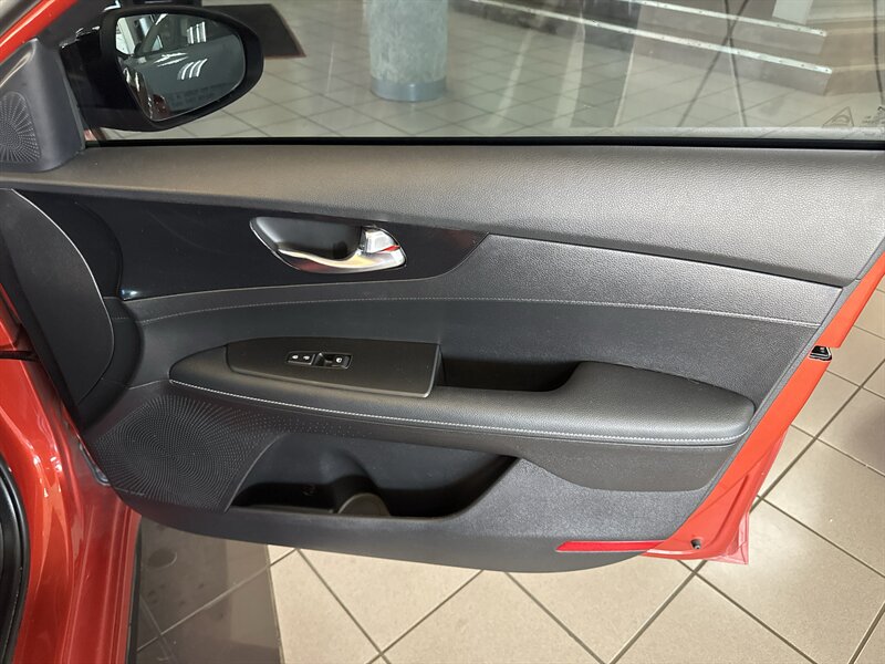 2023 Kia Forte GT-Line - Photo 30 - Hamilton, OH 45015