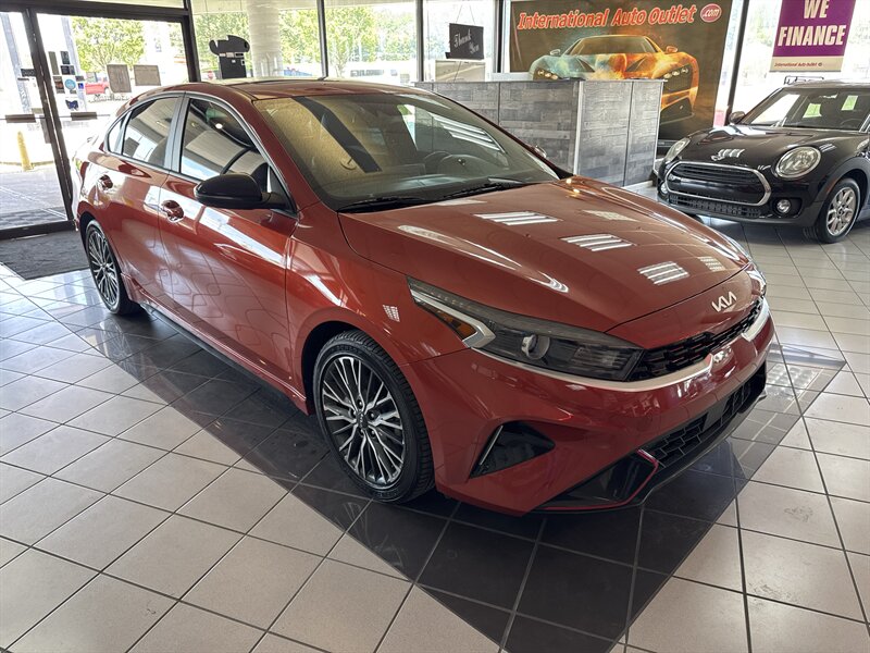 2023 Kia Forte GT-Line - Photo 4 - Hamilton, OH 45015