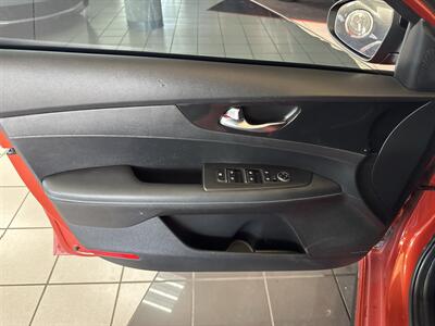 2023 Kia Forte GT-Line - Photo 21 - Hamilton, OH 45015