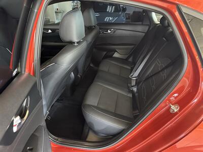 2023 Kia Forte GT-Line - Photo 22 - Hamilton, OH 45015