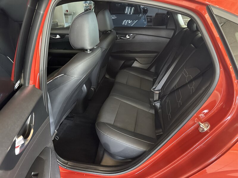 2023 Kia Forte GT-Line - Photo 22 - Hamilton, OH 45015