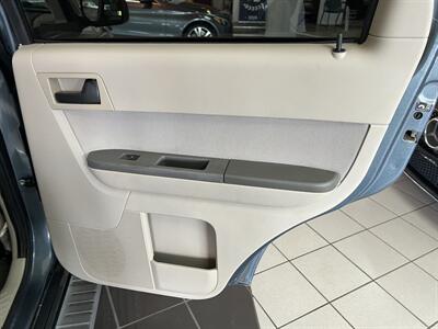 2012 Ford Escape XLT   - Photo 23 - Hamilton, OH 45015