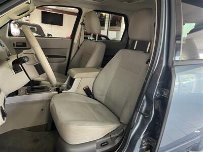 2012 Ford Escape XLT   - Photo 10 - Hamilton, OH 45015