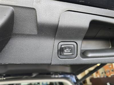 2017 GMC Acadia SLE-2 4DR SUV   - Photo 33 - Hamilton, OH 45015