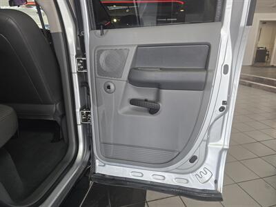 2007 Dodge Ram 1500 Laramie   - Photo 14 - Hamilton, OH 45015