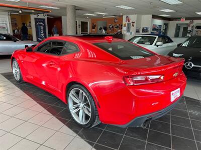 2018 Chevrolet Camaro LT 2DR COUPE   - Photo 8 - Hamilton, OH 45015
