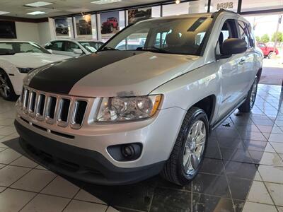 2011 Jeep Compass Sport 4DR SUV 4X4   - Photo 2 - Hamilton, OH 45015