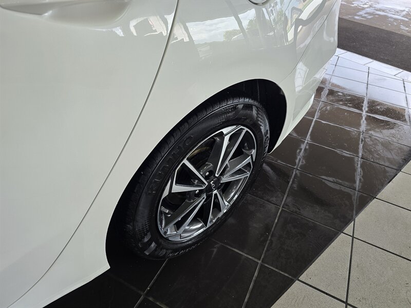 2023 Kia Forte LXS 4DR SEDAN - Photo 29 - Hamilton, OH 45015