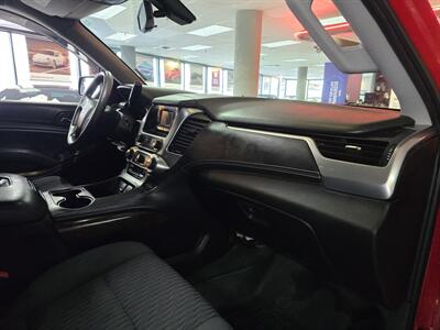 2015 Chevrolet Tahoe LS 4DR SUV 4X4   - Photo 13 - Hamilton, OH 45015