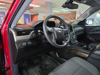 2015 Chevrolet Tahoe LS 4DR SUV 4X4   - Photo 8 - Hamilton, OH 45015