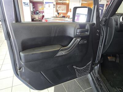 2016 Jeep Wrangler Sport 4DR SUV 4X4   - Photo 7 - Hamilton, OH 45015
