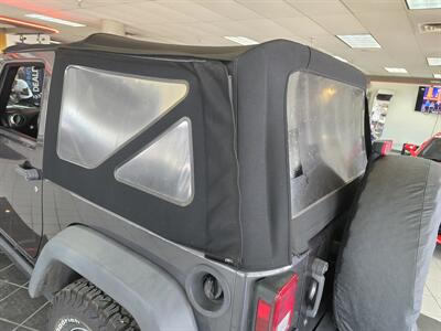 2016 Jeep Wrangler Sport 4DR SUV 4X4   - Photo 24 - Hamilton, OH 45015