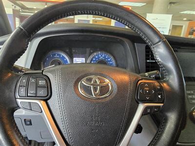 2019 Toyota Sienna XLE 7-Passenger 4DR MINI-VAN - Photo 21 - Hamilton, OH 45015