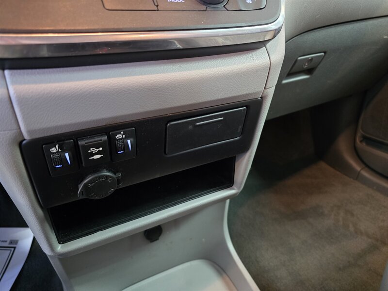 2019 Toyota Sienna XLE 7-Passenger 4DR MINI-VAN - Photo 23 - Hamilton, OH 45015