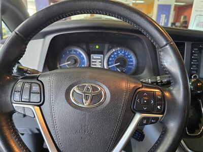 2019 Toyota Sienna XLE 7-Passenger 4DR MINI-VAN - Photo 30 - Hamilton, OH 45015