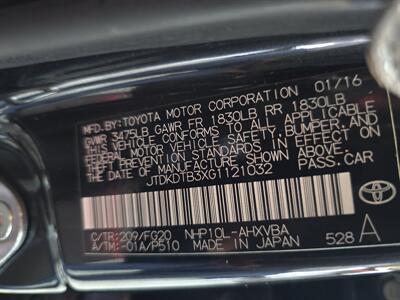 2016 Toyota Prius c Two 4DR HATCHBACK   - Photo 29 - Hamilton, OH 45015