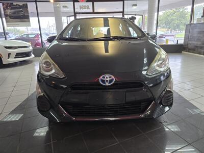 2016 Toyota Prius c Two 4DR HATCHBACK   - Photo 2 - Hamilton, OH 45015