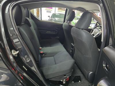 2016 Toyota Prius c Two 4DR HATCHBACK   - Photo 17 - Hamilton, OH 45015