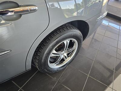 2008 Buick LaCrosse CX 4DR SEDAN   - Photo 28 - Hamilton, OH 45015