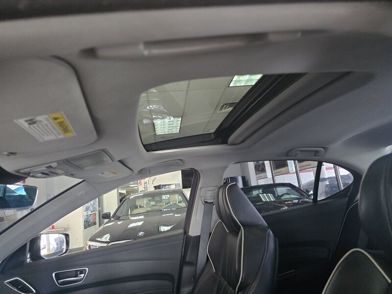 2019 Acura TLX SH-AWD V6 w/Tech - Photo 29 - Hamilton, OH 45015