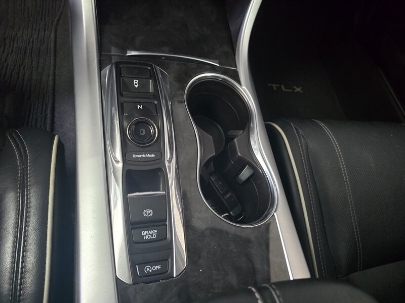 2019 Acura TLX SH-AWD V6 w/Tech - Photo 20 - Hamilton, OH 45015