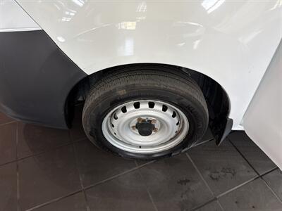 2015 Nissan NV200 S   - Photo 26 - Hamilton, OH 45015