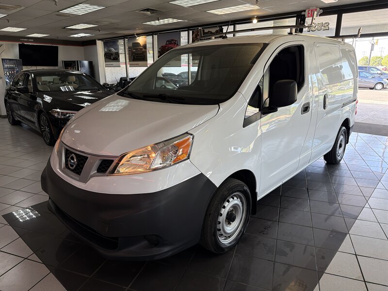 2015 Nissan NV200 S   - Photo 1 - Hamilton, OH 45015