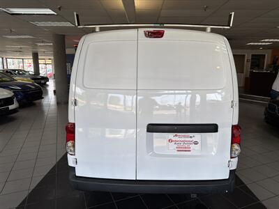 2015 Nissan NV200 S   - Photo 7 - Hamilton, OH 45015