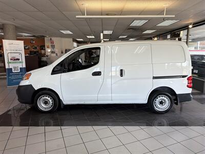 2015 Nissan NV200 S   - Photo 2 - Hamilton, OH 45015