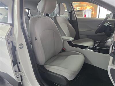 2024 Hyundai KONA SE 4DR SUV AWD - Photo 13 - Hamilton, OH 45015