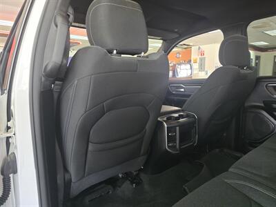 2021 RAM 1500 Big Horn/CREW CAB/4X4   - Photo 11 - Hamilton, OH 45015
